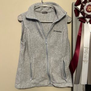 Columbia vest